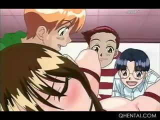 Tiga hentai kanak-kanak lelaki tegar toying mereka coeds sedikit twat