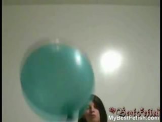 Ballong tjej peak och ballong spela kön spel